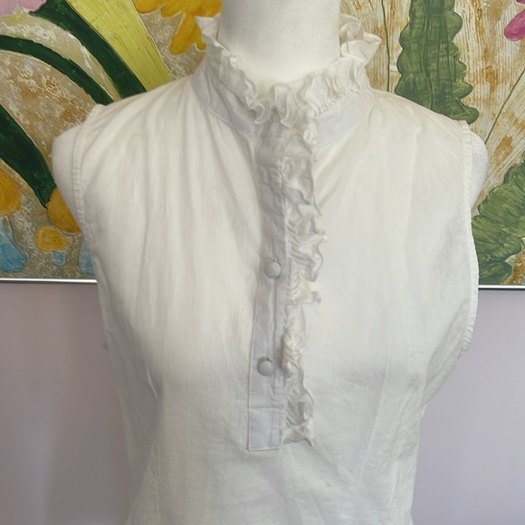 White Sleveless Tunic Ruffled Collar - Picture 2 of 7